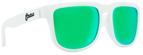 Polarized Solid White / Green